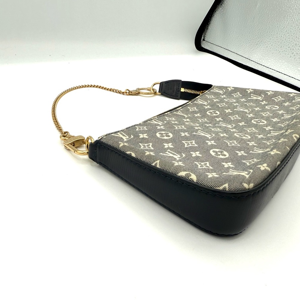Louis Vuitton Denim Navy Blue and Gold Monogram Canvas Pochette Bag - Picture 4 of 12